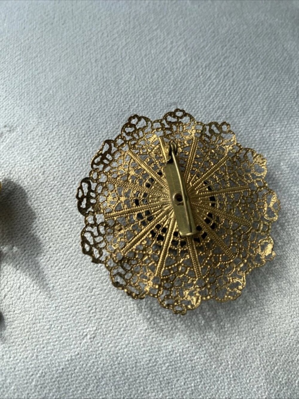 Vintage Brooch Set 3 - Picture 7 of 7